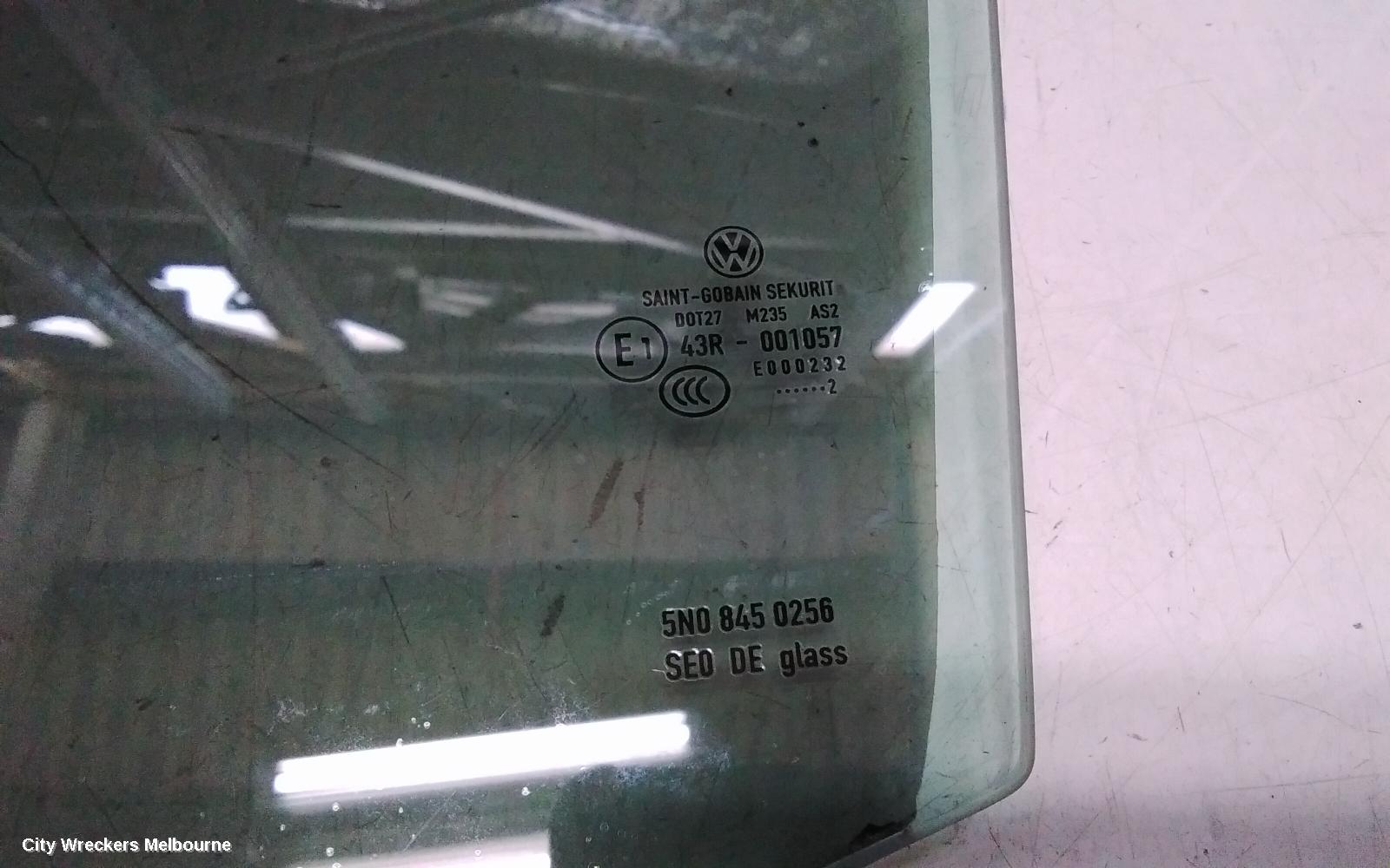 VOLKSWAGEN TIGUAN LEFT REAR DOOR WINDOW, 5N, 05/2008 - 08/2016 - Image 3