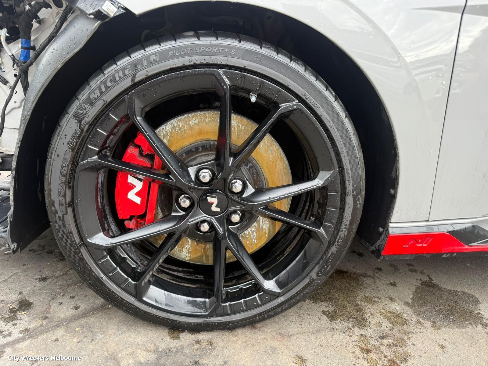 HYUNDAI I30 WHEEL MAG, FACTORY, 19X8IN, 5 V SPOKE, BLACK, CN7, SEDAN (S.KOREA VIN KMHL), 03/2023 ONWARDS - Image 1