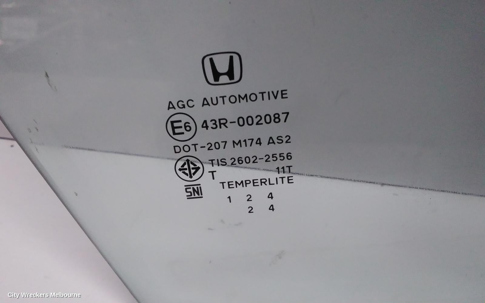 HONDA CIVIC RIGHT FRONT DOOR WINDOW, 10TH GEN, HATCH, 05/2016 ONWARDS - Image 2