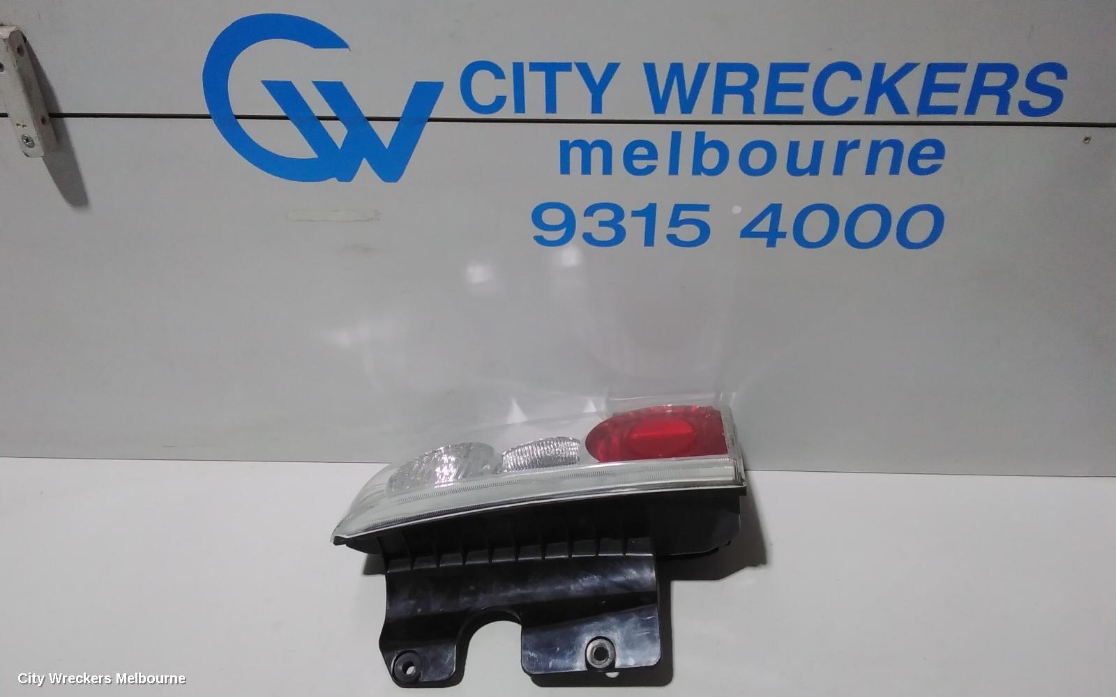 SUZUKI VITARA RIGHT TAILLIGHT, IN BODY, GRAND VITARA, 04/1998 - 07/2005 - Image 2