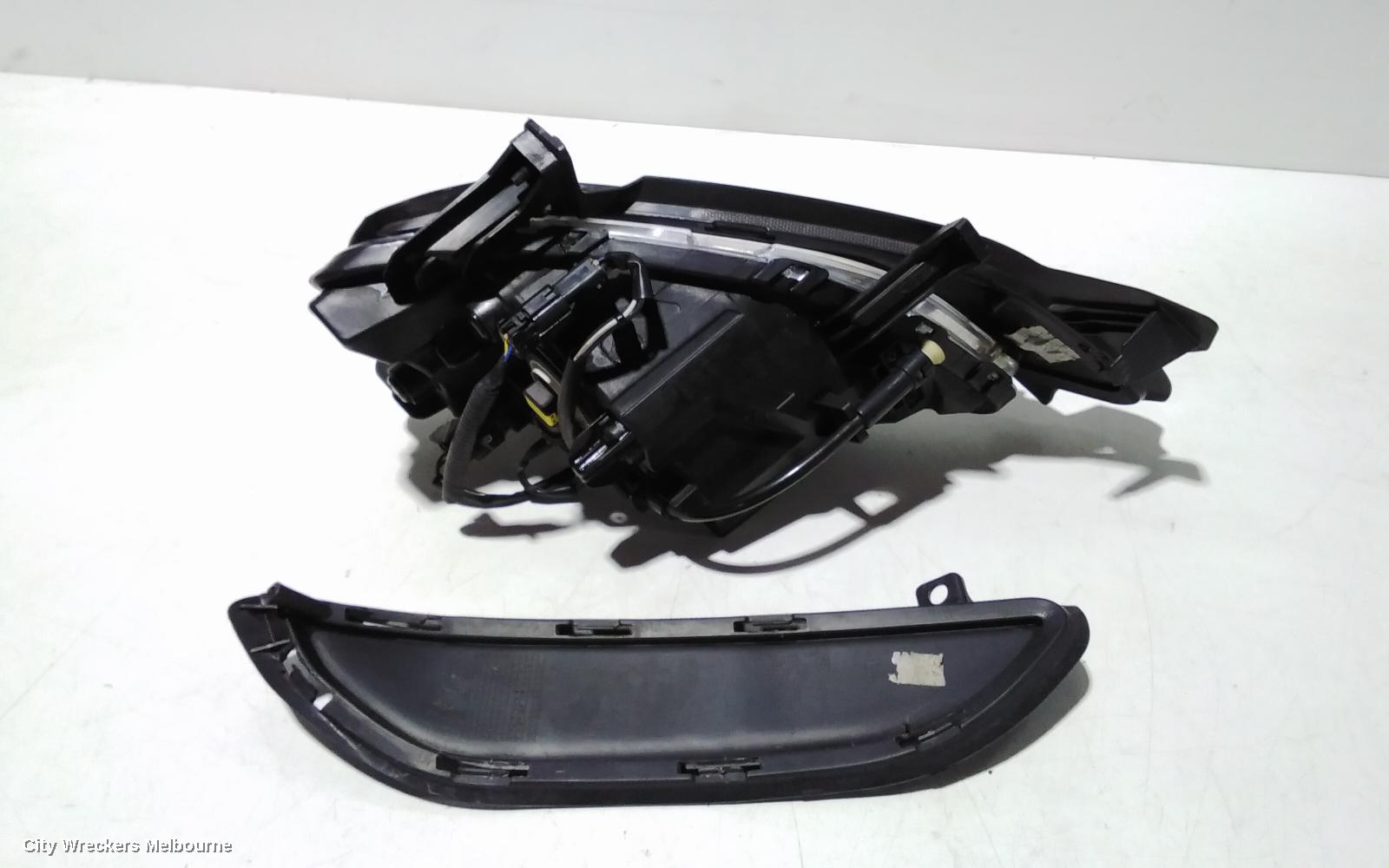 HYUNDAI TUCSON LEFT INDICATOR/FOG/SIDE, BUMPER FOGLAMP, W/ DAYTIME RUNNING LAMP, TL, KOREAN BUILT (VIN KMHJ), 07/2018 - 01/2021 - Image 3