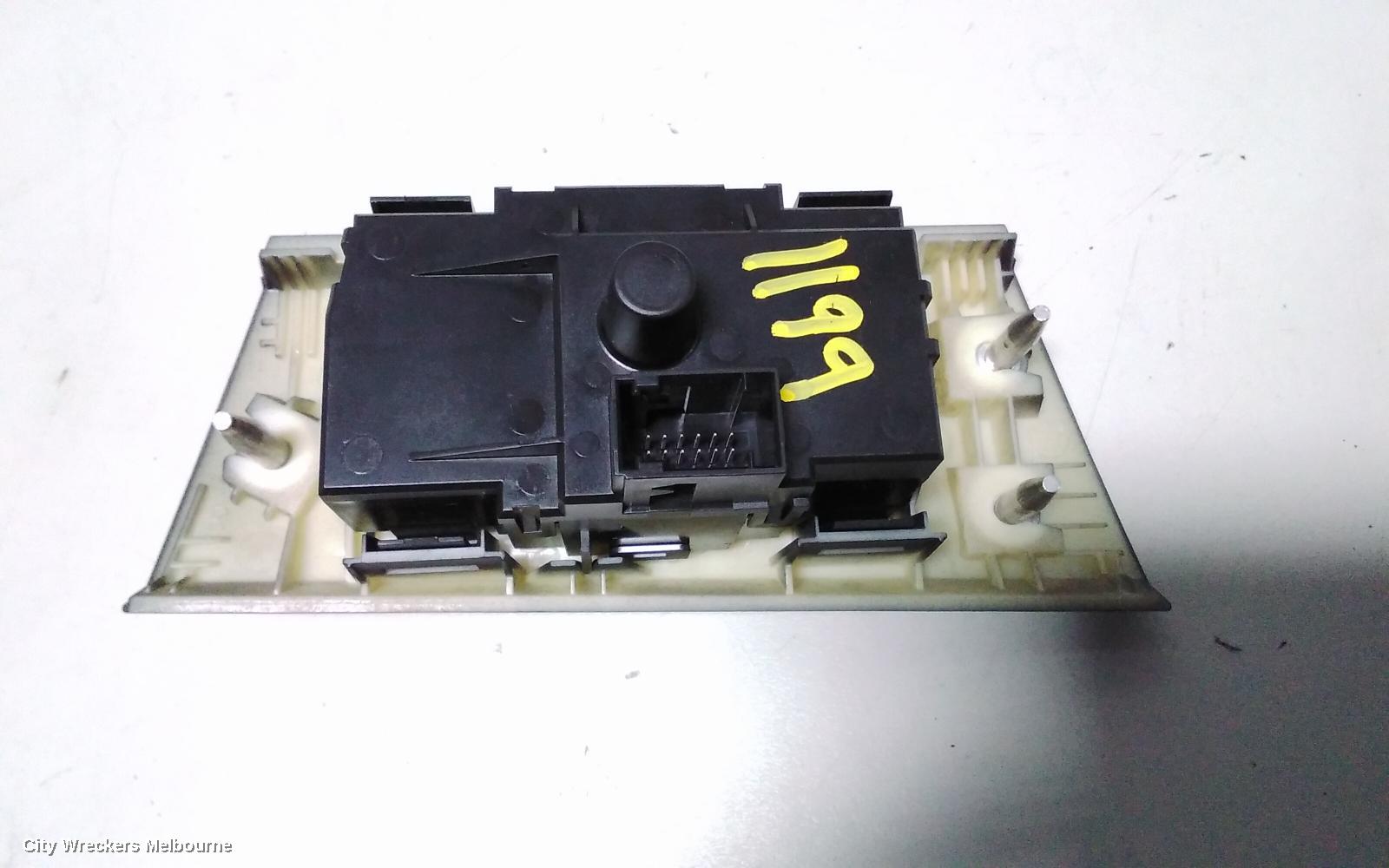 BMW 3 SERIES COMBINATION SWITCH, HEADLAMP SWITCH, E90/E91/E92/E93, P/N 693279604, 03/2005 - 08/2008 - Image 3