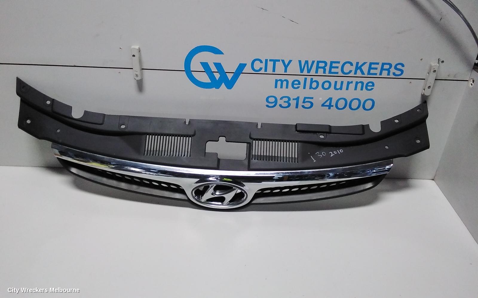 HYUNDAI I30 GRILLE, RADIATOR GRILLE, FD, 09/2007 - 04/2012 - Image 1