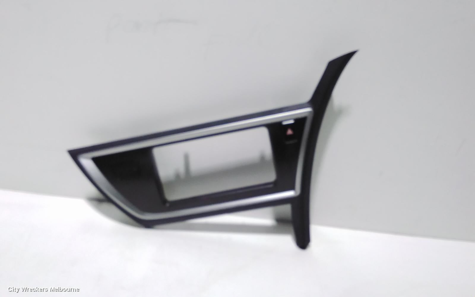TOYOTA COROLLA, ZRE182R 10/2012 - 06/2018, FACIA : 92524 - Image 2