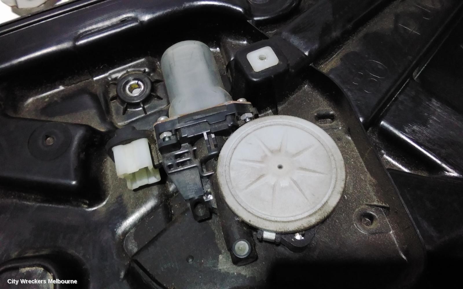 NISSAN XTRAIL RIGHT FRONT WINDOW REG/MOTOR, T31, POWER, 10/2007 - 12/2013 - Image 3