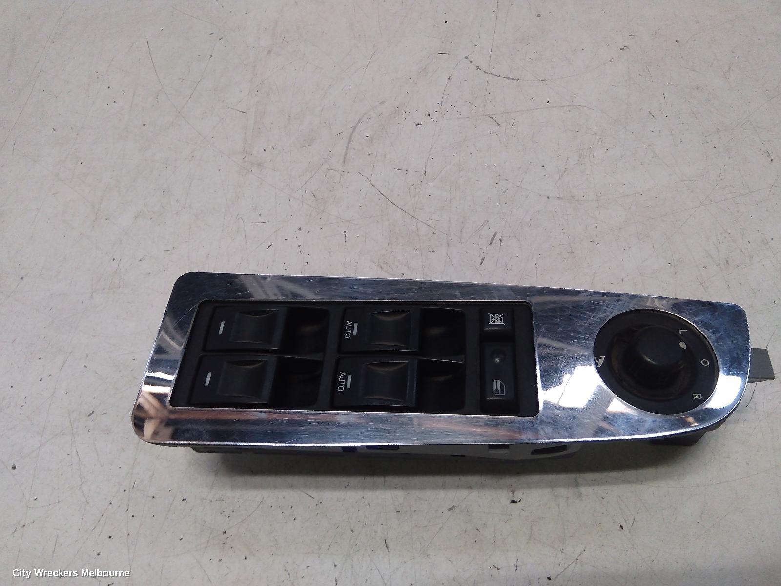 CHRYSLER 300C PWR DR WIND SWITCH, RH FRONT (MASTER SWITCH), NON ILLUMINATION, LH & RH FRONT AUTO WINDOWS, P/N 04602781AA, 11/2005 - 12/2011 - Image 3