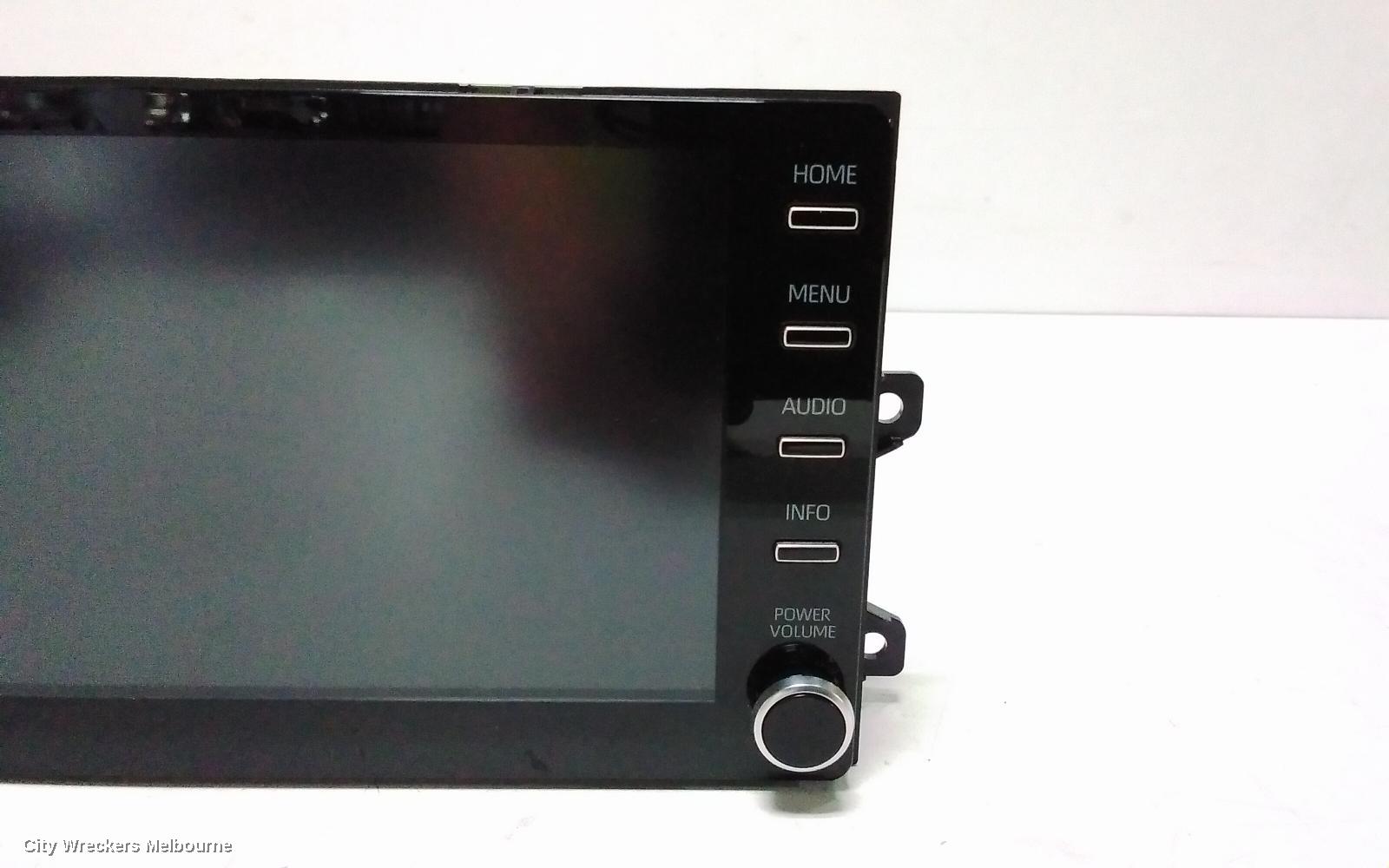 TOYOTA KLUGER RADIO/CD/DVD/SAT/TV, HEAD UNIT, W/ DISPLAY UNIT, 8IN TOUCHSCREEN, W/ SAT NAV TYPE, XU70 SERIES, 03/2021 - 07/2022 - Image 3