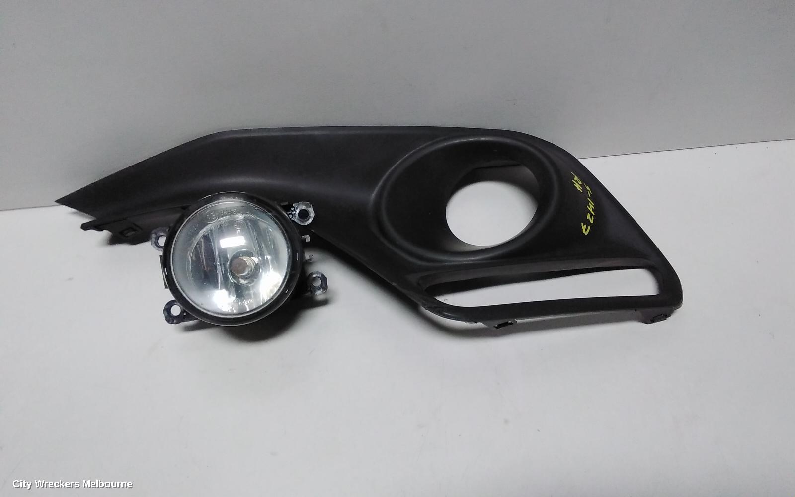 SUZUKI SWIFT RIGHT INDICATOR/FOG/SIDE, BUMPER FOGLAMP, AZ, 04/2017 ONWARDS - Image 2