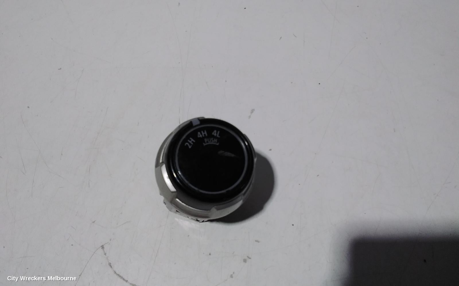 MITSUBISHI TRITON, 4WD SWITCH, EASY SELECT, MQ-MR, 03/2015 - 10/2023, 4WD SWITCH: 101389 - Image 2