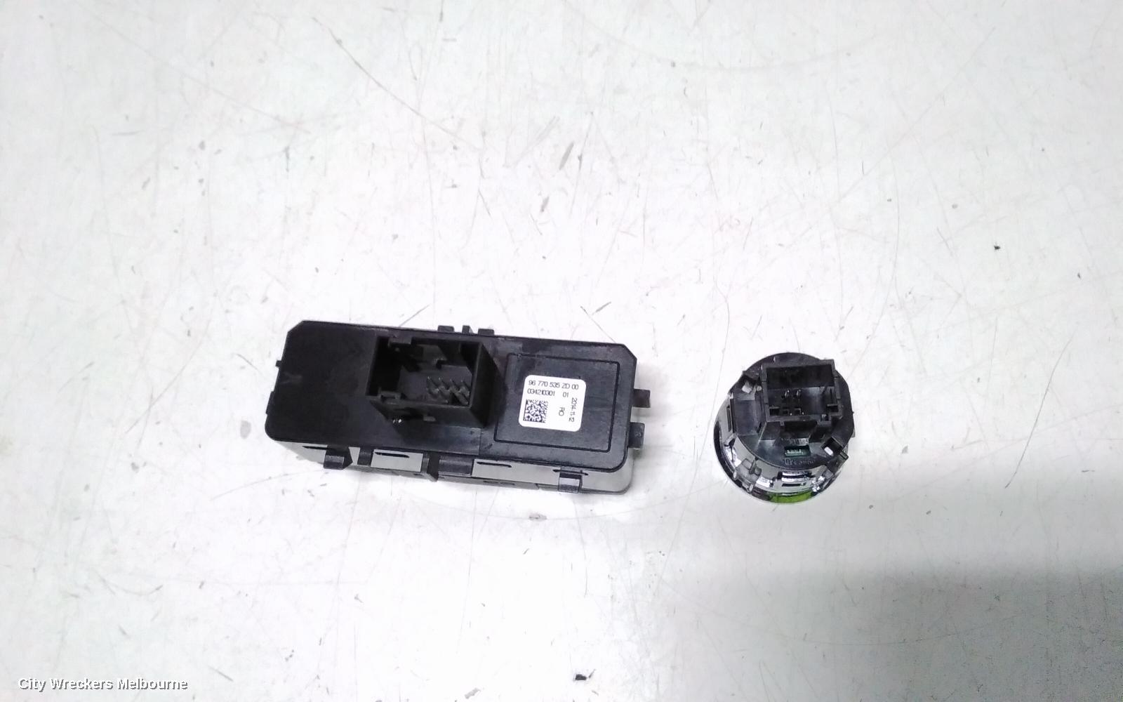 PEUGEOT 308, T9, 10/2014 - 05/2021, STAR STOP  BUTTON: 117781 - Image 3
