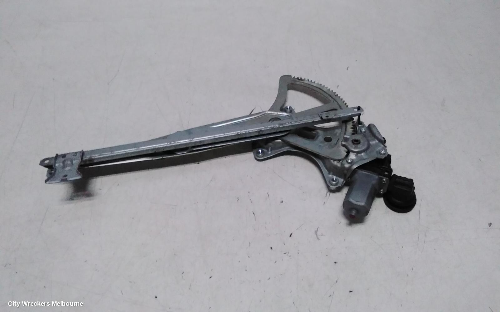 TOYOTA HIACE LEFT FRONT WINDOW REG/MOTOR, DOOR REG AND MOTOR ASSY, TRH/KDH, 01/2005 - 04/2019 - Image 3