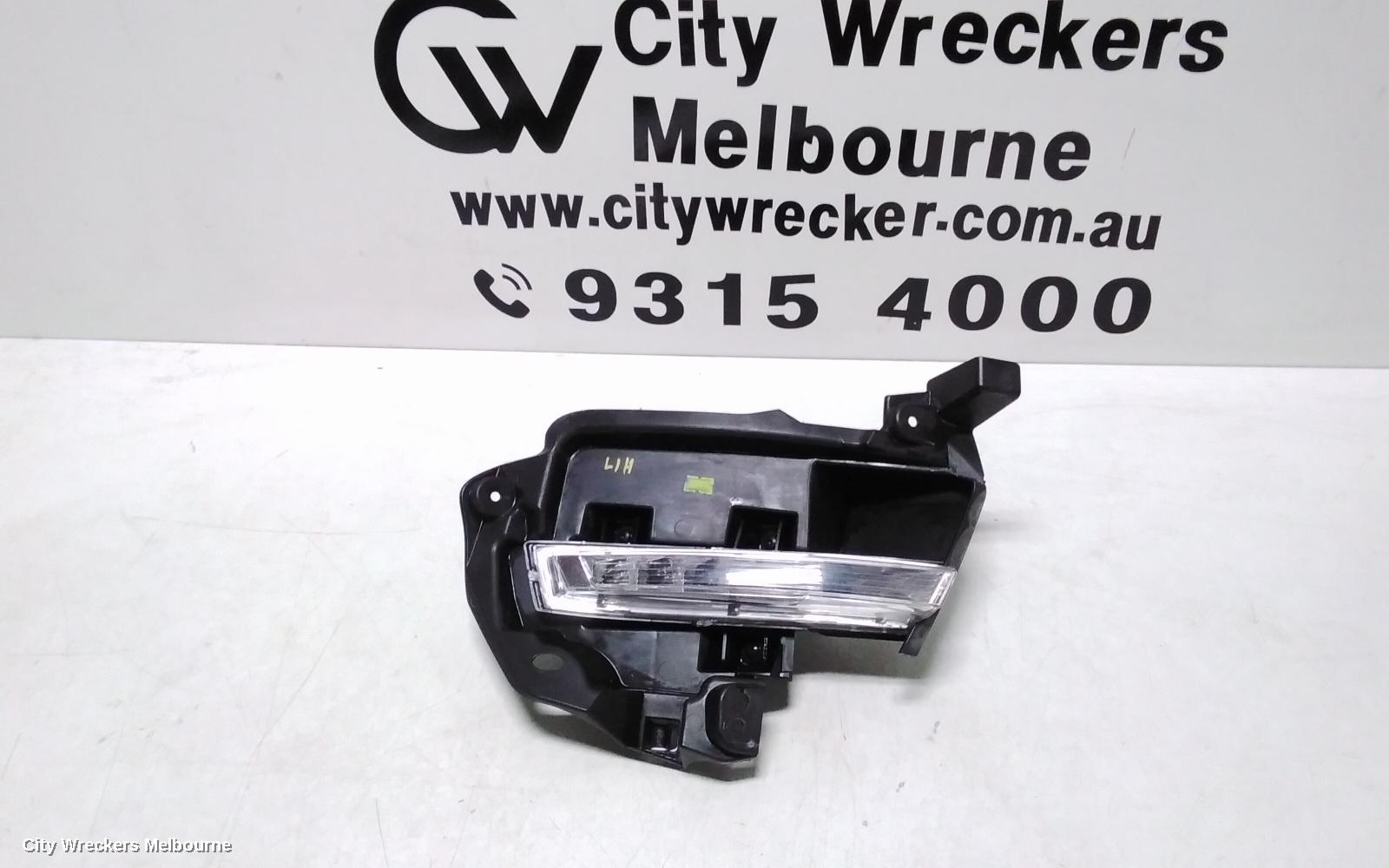 RENAULT CLIO LEFT INDICATOR/FOG/SIDE, DAYTIME RUNNING LAMP, X98, RS200/RS220, 12/2013 - 07/2016 - Image 2