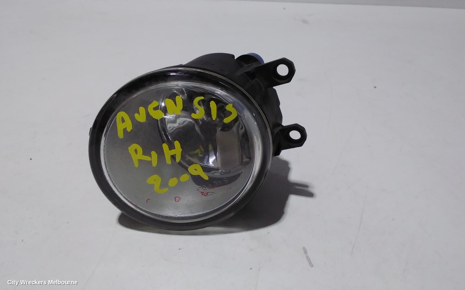 TOYOTA AVENSIS LEFT INDICATOR/FOG/SIDE, BUMPER FOGLAMP, ACM21R, 12/2003 - 12/2010 - Image 1