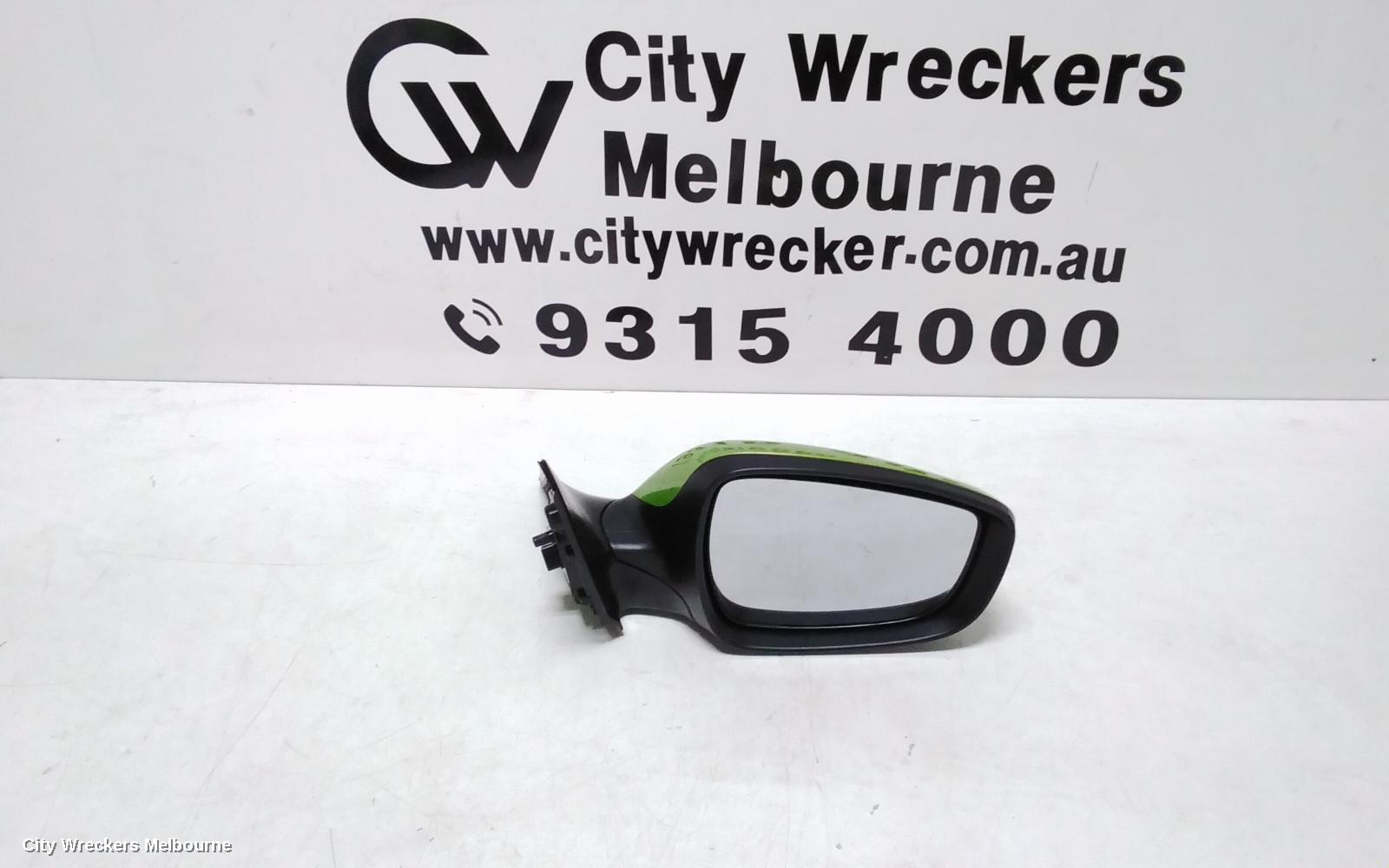 HYUNDAI VELOSTER RIGHT DOOR MIRROR, FS, MANUAL FOLDING, NON HEATED TYPE, 12/2011 - 02/2018 - Image 1