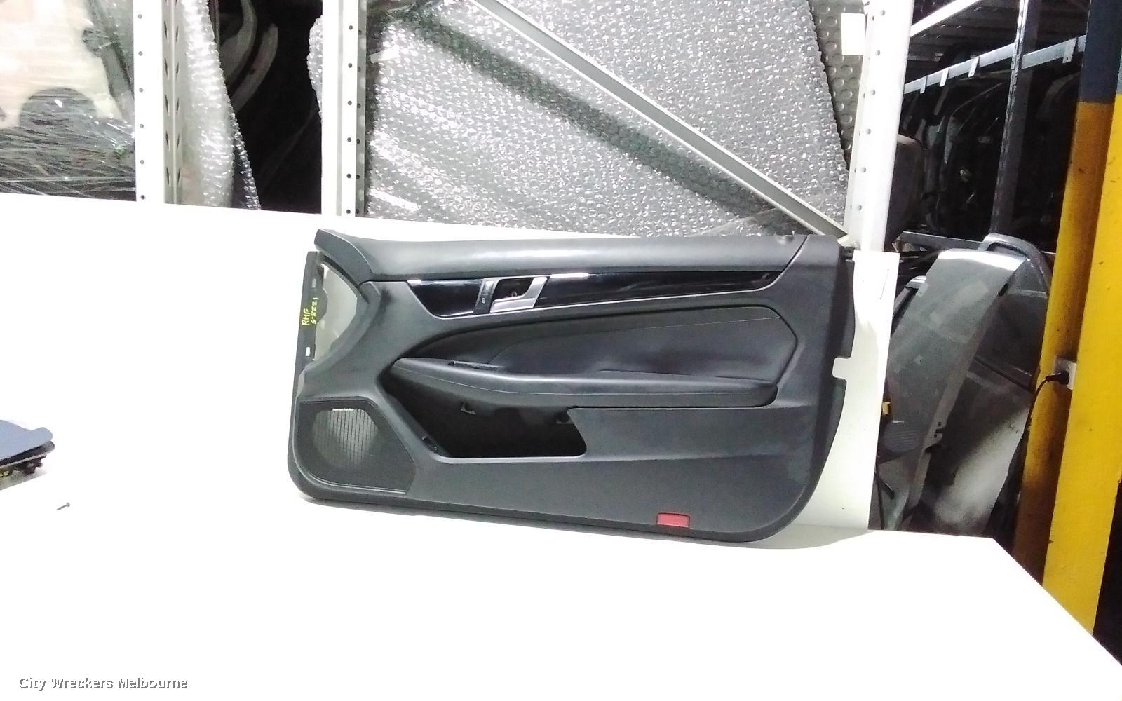 MERCEDES C CLASS DOOR TRIM, RH FRONT, C204, BLACK, LEATHER, 05/2011 - 01/2015 - Image 3