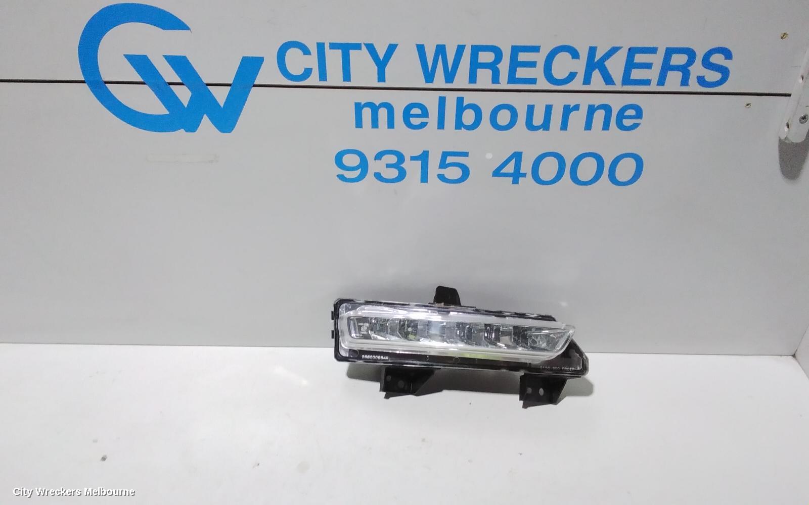 RENAULT MEGANE LEFT INDICATOR/FOG/SIDE, DAYTIME RUNNING LAMP, X95, 09/2008 ONWARDS - Image 1