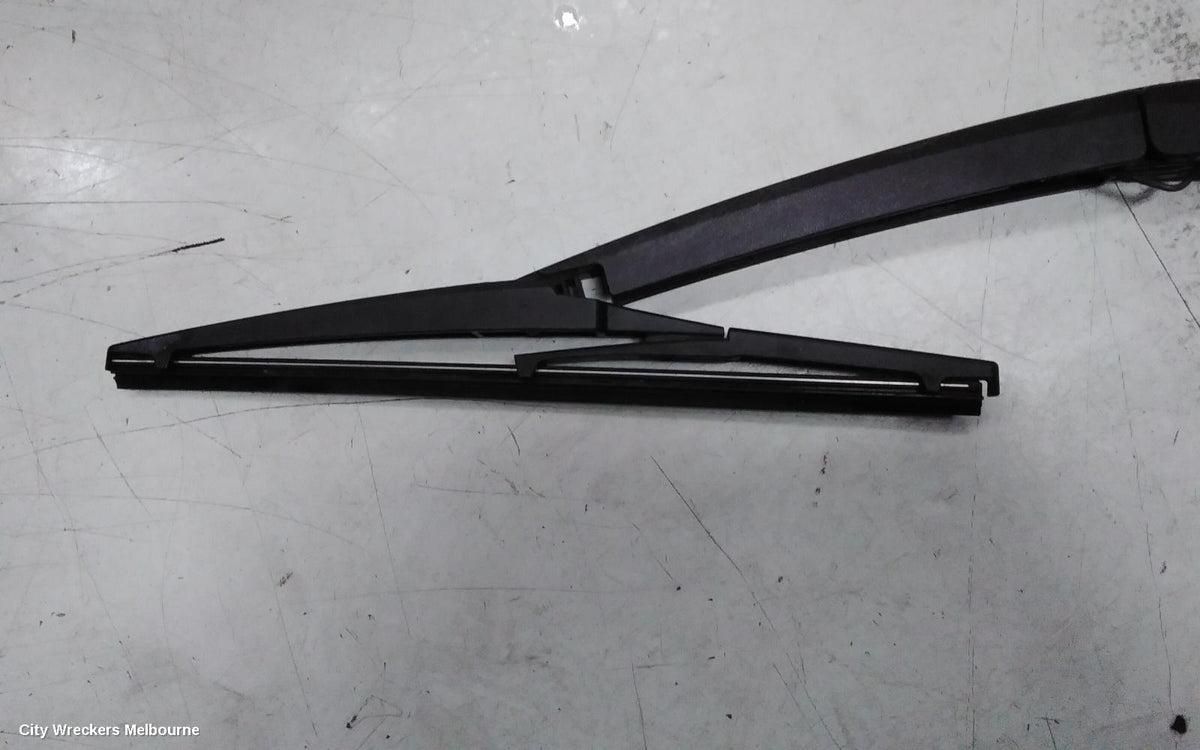 KIA RIO WIPER ARM, TAILGATE, UB, 08/2011 - 11/2016 - Image 3