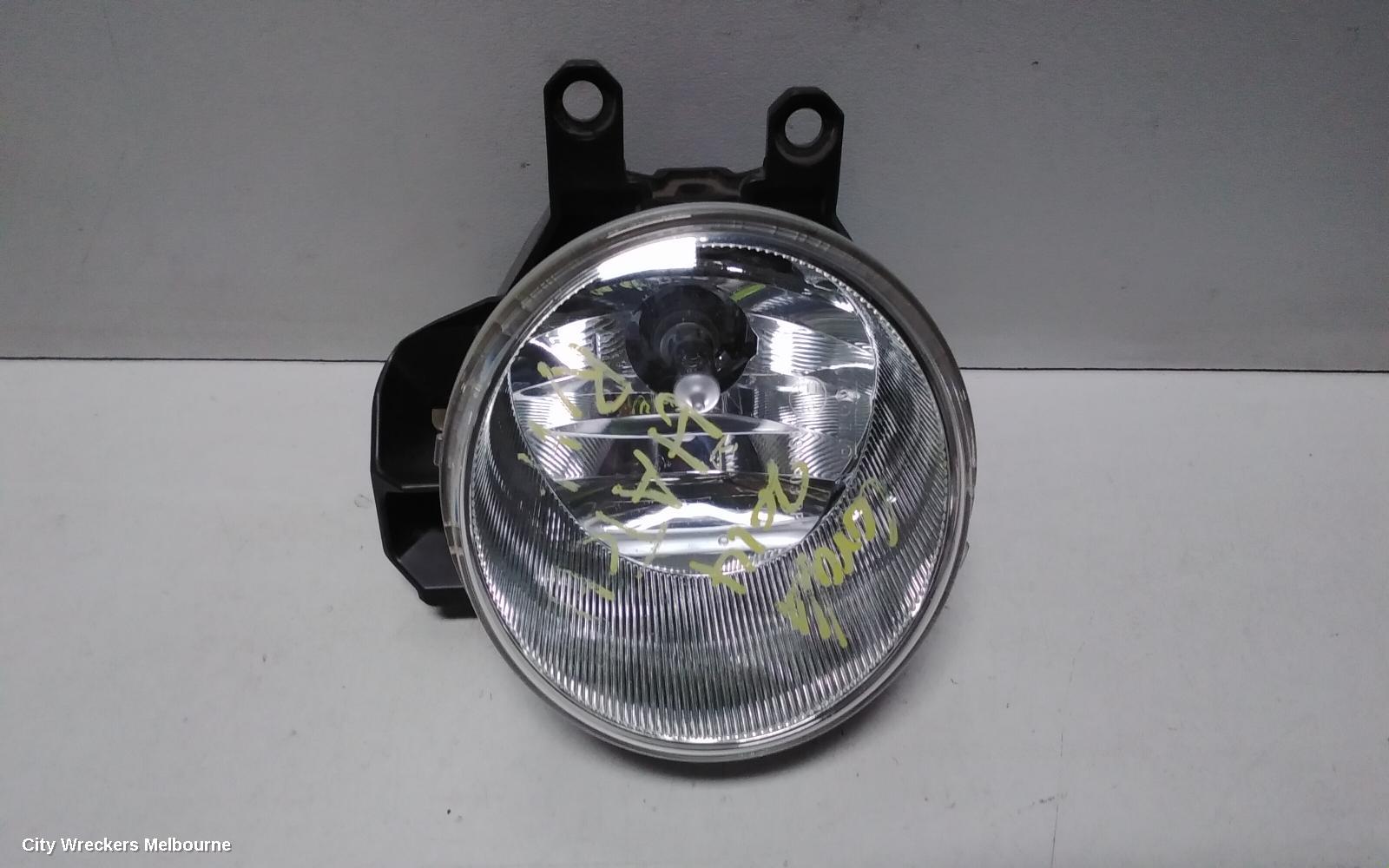 TOYOTA COROLLA LEFT INDICATOR/FOG/SIDE, BUMPER FOGLAMP, ZRE182R, HATCH, 10/2012 - 03/2015 - Image 2