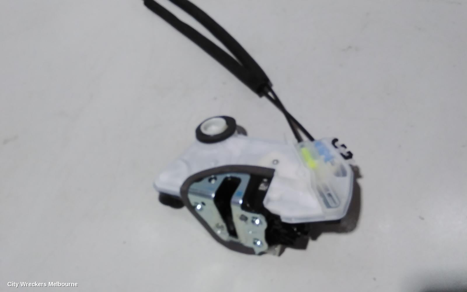 TOYOTA HIACE DOOR/BOOT/GATE LOCK, LEFT FRONT DOOR LOCK, 300 SERIES, 04/2019 ONWARDS - Image 2