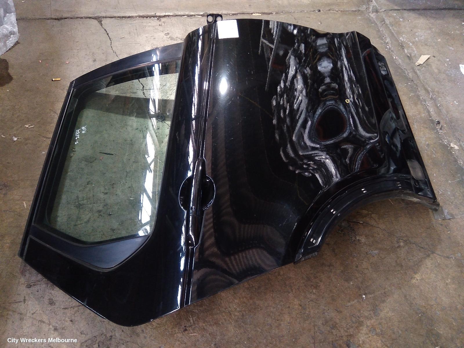 LAND ROVER DISCOVERY SPORT RIGHT REAR DOOR, L550, 01/2015 ONWARDS - Image 1