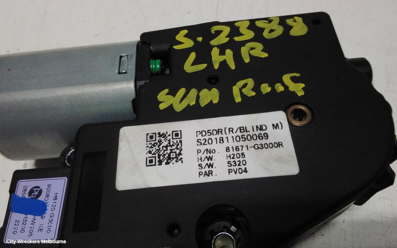 HYUNDAI I30 SUNROOF MOTOR, PD, HATCH, 03/2017 ONWARDS - Image 2