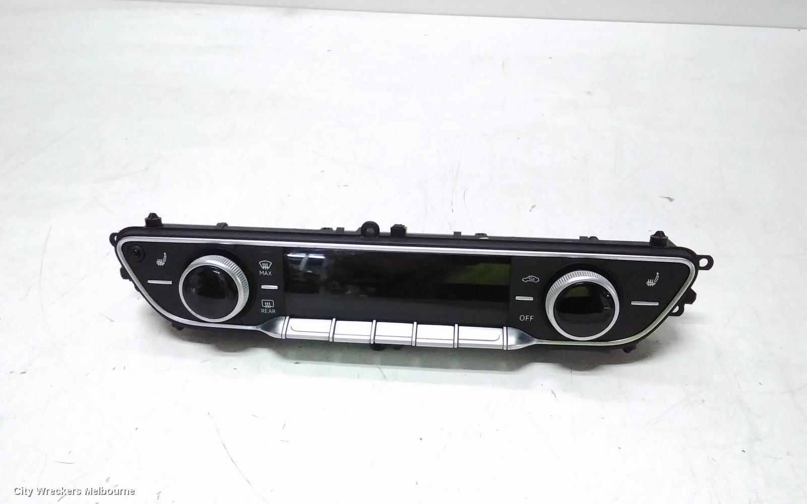 AUDI A4 HEATER/AC CONTROLS, CLIMATE CONTROL, W/ SEAT WARMER TYPE, B9 8W, 10/2015 ONWARDS - Image 2