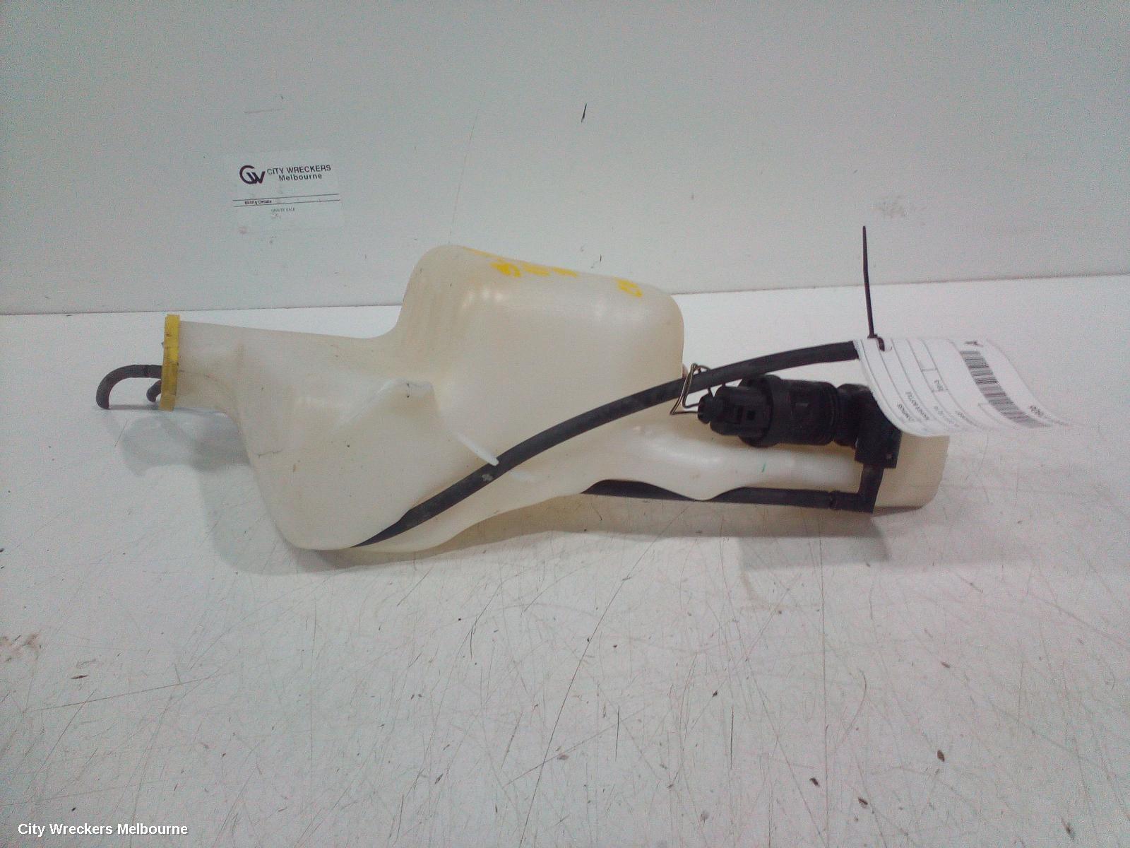 JEEP COMPASS WASHER BOTTLE, PETROL, MK, 07/2011 - 12/2016 - Image 3