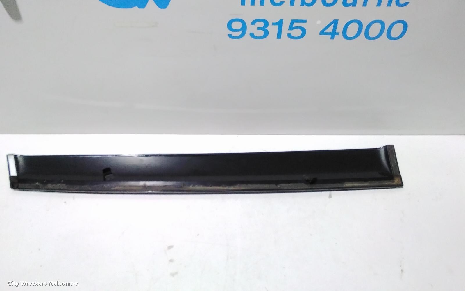 HONDA CRV WEATHER SHIELD - Image 3