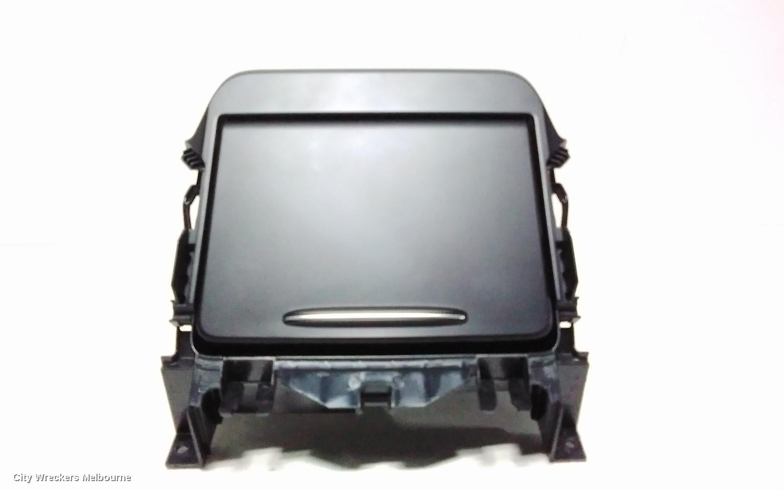 KIA SORENTO GLOVE BOX, MQ4, 02/2020 ONWARDS - Image 2