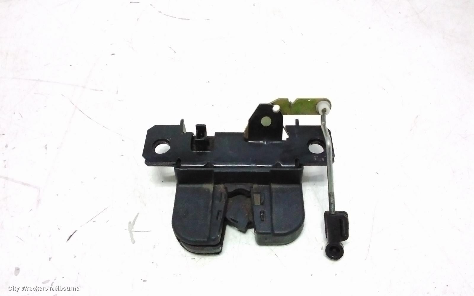 VOLKSWAGEN TRANSPORTER DOOR/BOOT/GATE LOCK, TAILGATE LOCK, T5, 08/2004 - 06/2015 - Image 1