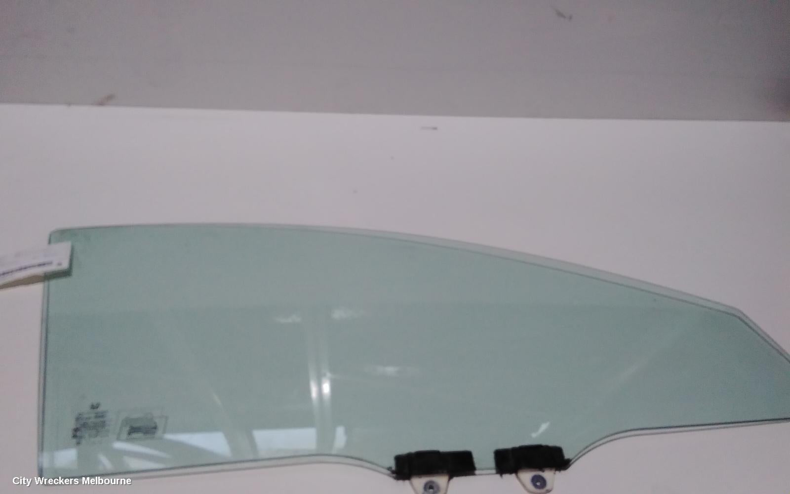 HONDA HRV RIGHT FRONT DOOR WINDOW, RU, 12/2014 - 10/2021 - Image 3