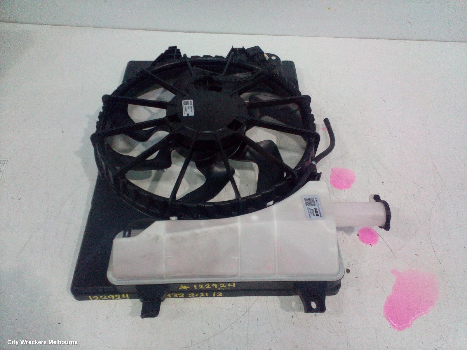 HYUNDAI I30 FAN, RADIATOR FAN ASSY, 2.0, G4NC, PETROL, PD, HATCH (S. KOREA VIN KMHH), 03/2017 ONWARDS - Image 2