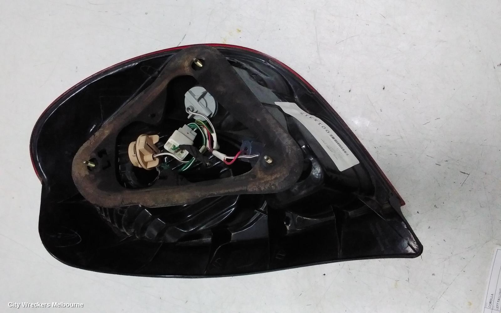 TOYOTA COROLLA LEFT TAILLIGHT, AE112, SECA, KOITO 12-441, 10/1999 - 11/2001 - Image 3