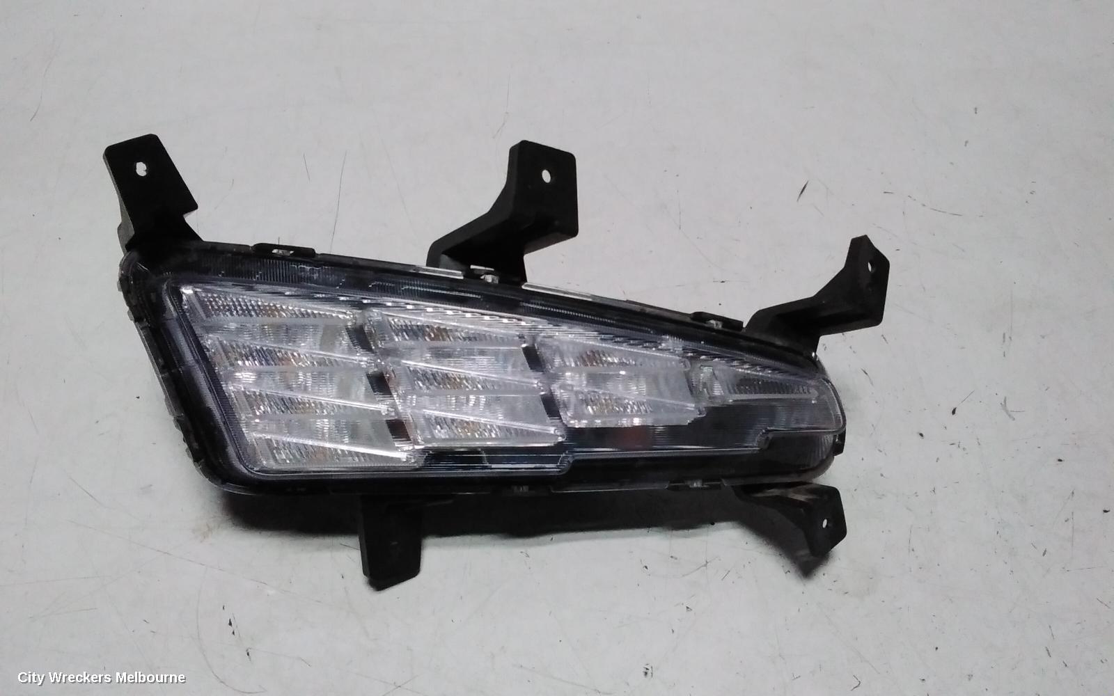 HYUNDAI I30 RIGHT INDICATOR/FOG/SIDE, DAYTIME RUNNING LAMP, W/ MULTI LED TYPE, PD, HATCH (S. KOREA VIN KMHH), ACTIVE/ELITE, 08/2020 - 12/2023 - Image 1