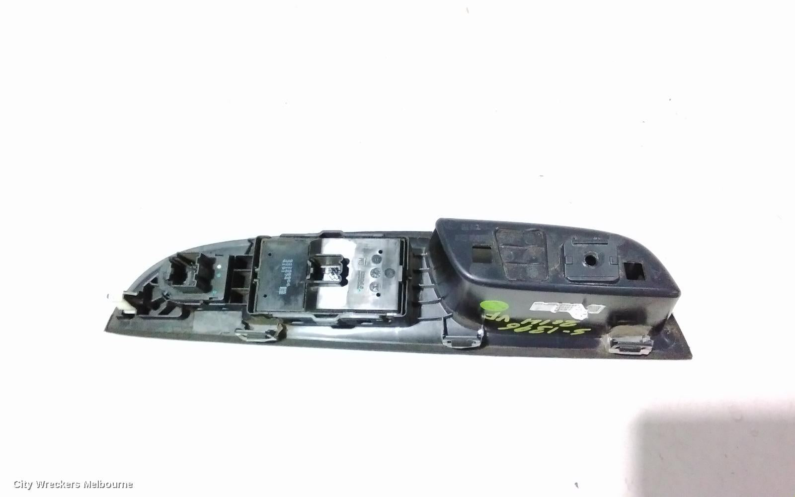 HOLDEN COMMODORE PWR DR WIND SWITCH, RH FRONT (MASTER SWITCH), VF, BLACK, 4 SWITCH TYPE, 05/2013 - 12/2017 - Image 3