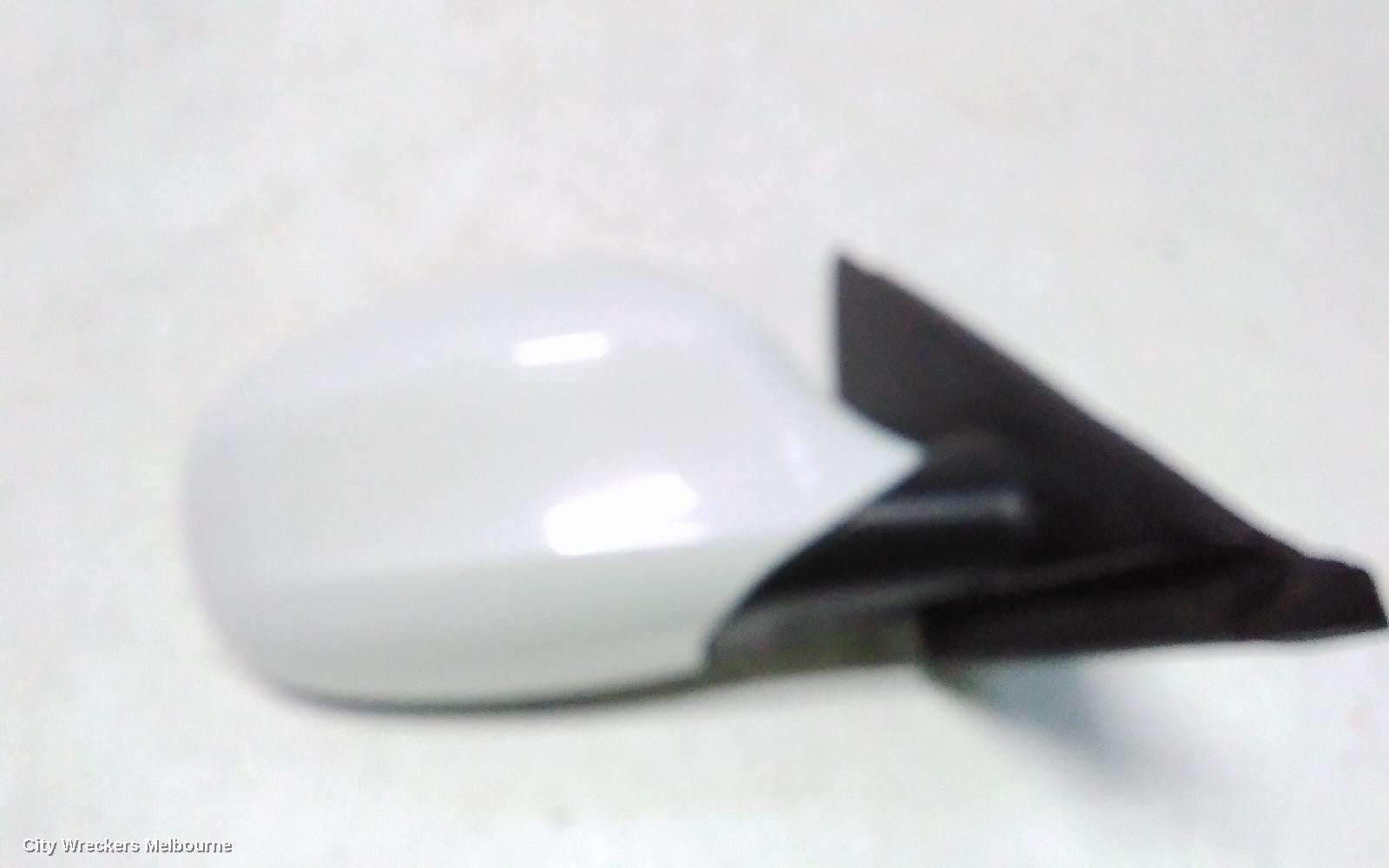BMW 3 SERIES RIGHT DOOR MIRROR, E90/E91, SEDAN/WAGON, STANDARD, NON SEAT ADJ., NON MEMORY & NON AUTO DIP TYPE (3 PIN), 09/2008 - 04/2012 - Image 3