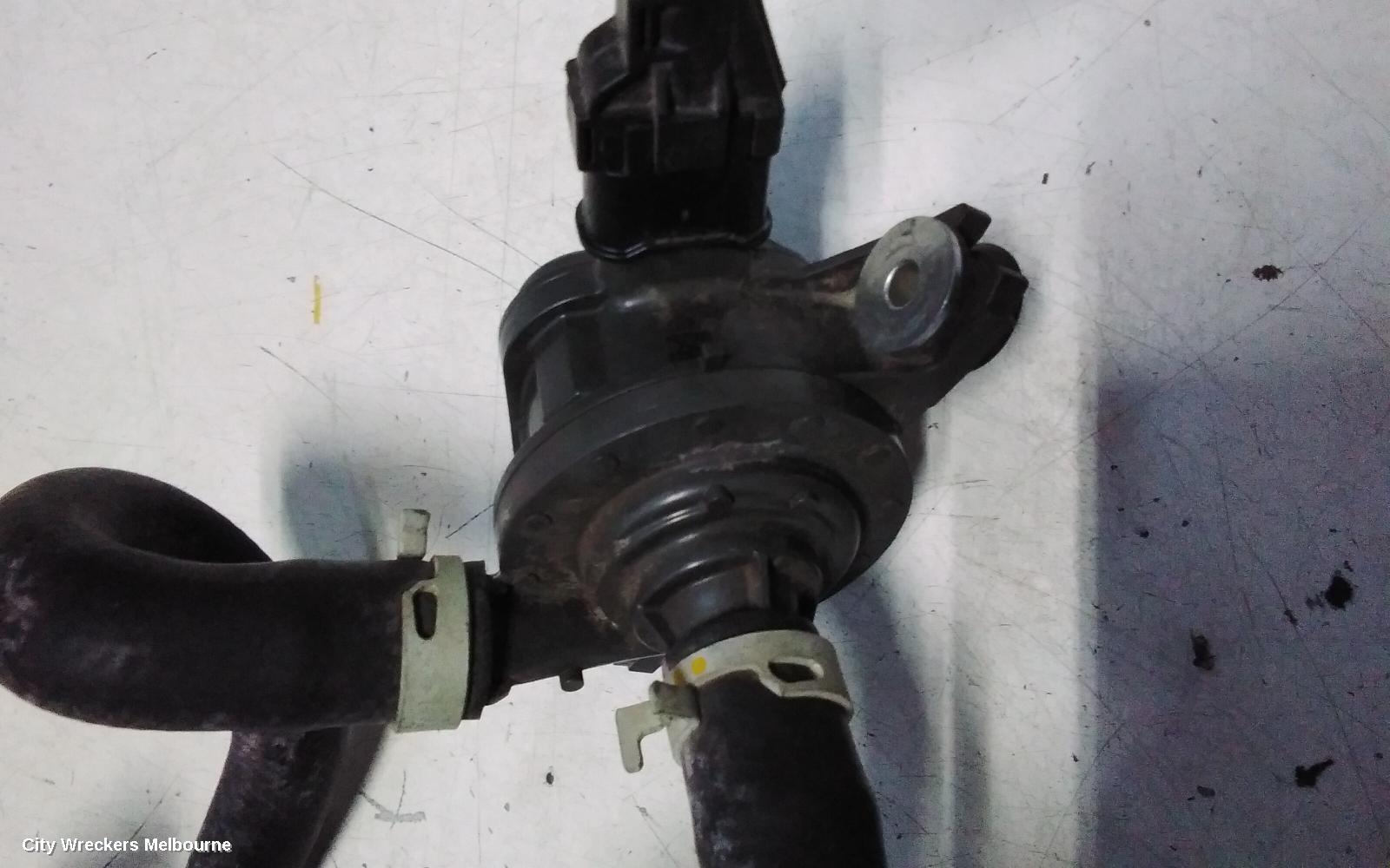 TOYOTA YARIS CROSS, XP210, 06/2020 ONWARDS, G9040-52030 WATER PUMP WITH HOSE: 143122 - Image 3