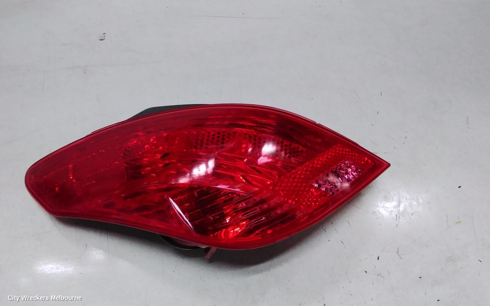 PEUGEOT 308 LEFT TAILLIGHT, T7, HATCH, 06/2007 - 12/2013 - Image 1