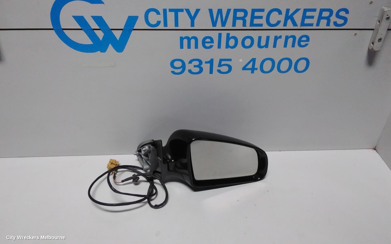 AUDI A4 RIGHT DOOR MIRROR, B7 (A4), POWER, SEDAN/WAGON, NON MEMORY TYPE, 08/2004 - 09/2008 - Image 1