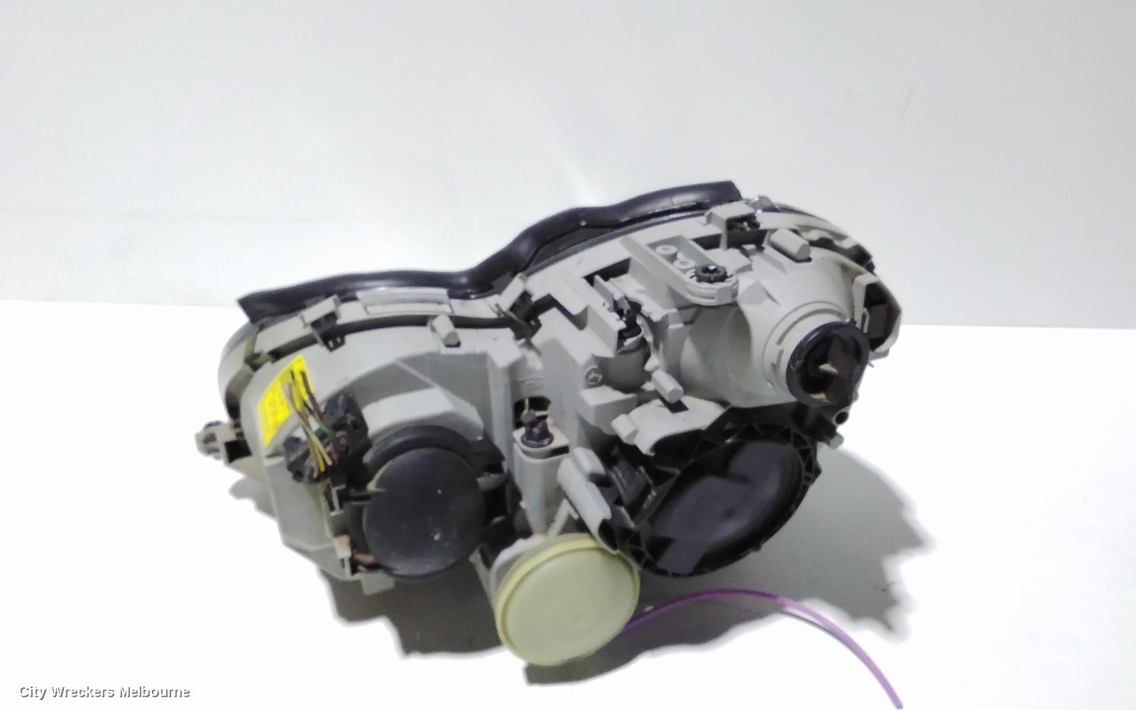 MERCEDES C CLASS RIGHT HEADLAMP, W203/S203, SEDAN/WAGON, HALOGEN TYPE, 04/2004 - 06/2007 - Image 3