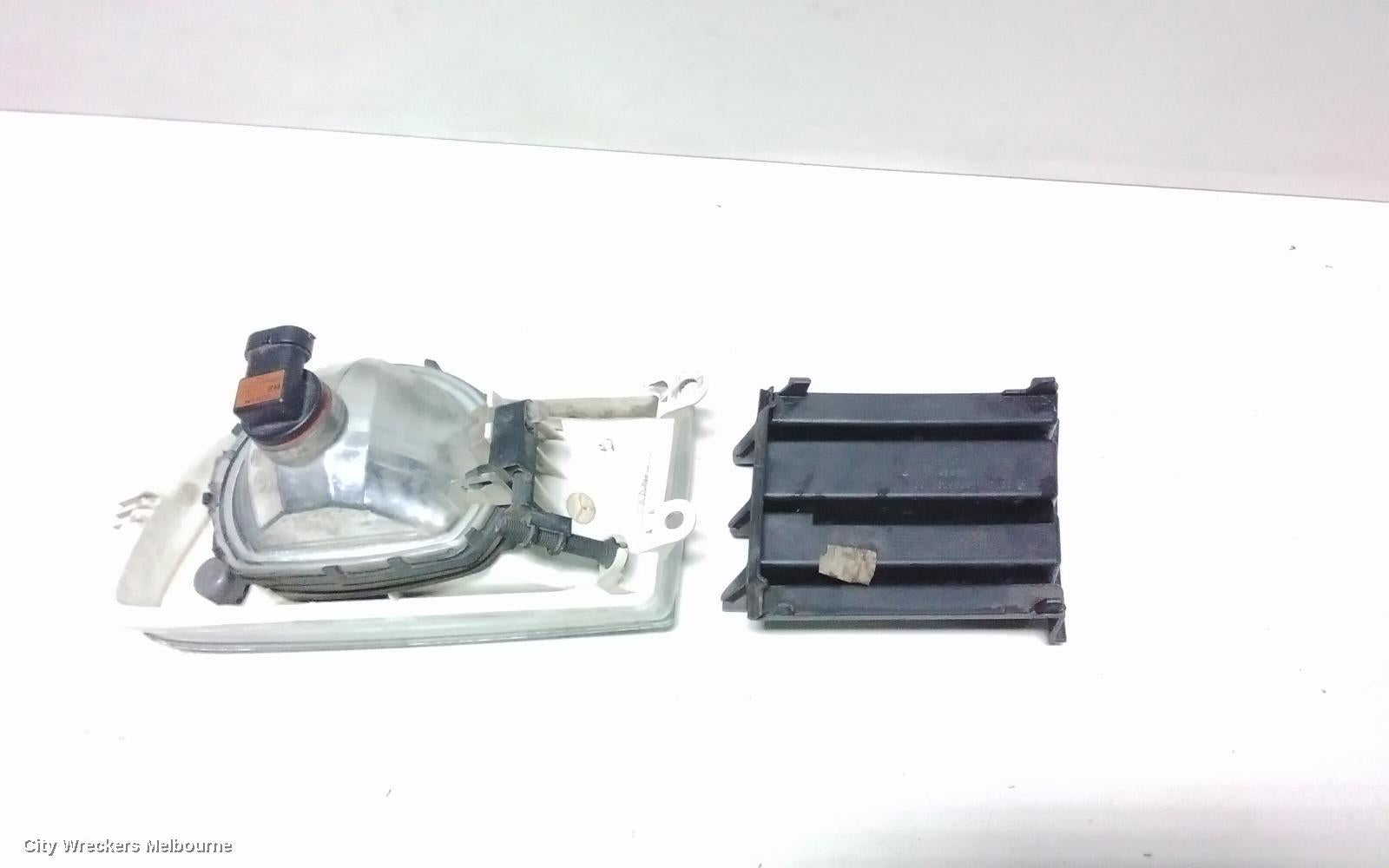SKODA OCTAVIA RIGHT INDICATOR/FOG/SIDE, BUMPER FOGLAMP, 1Z, RECTANGULAR TYPE, 01/2004 - 05/2009 - Image 3