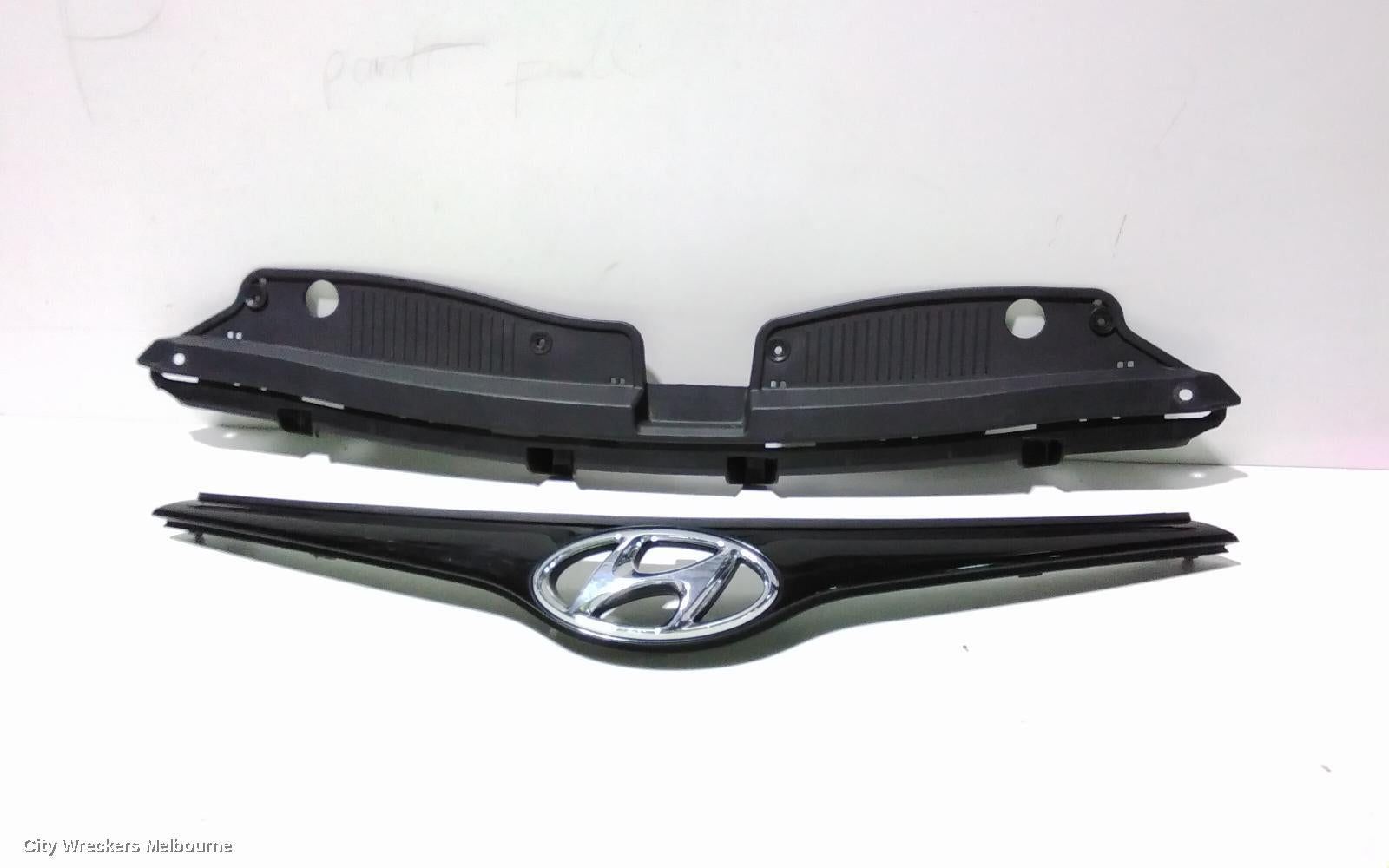 HYUNDAI I20 GRILLE, RADIATOR GRILLE, PB, 03/2012 - 12/2015 - Image 2