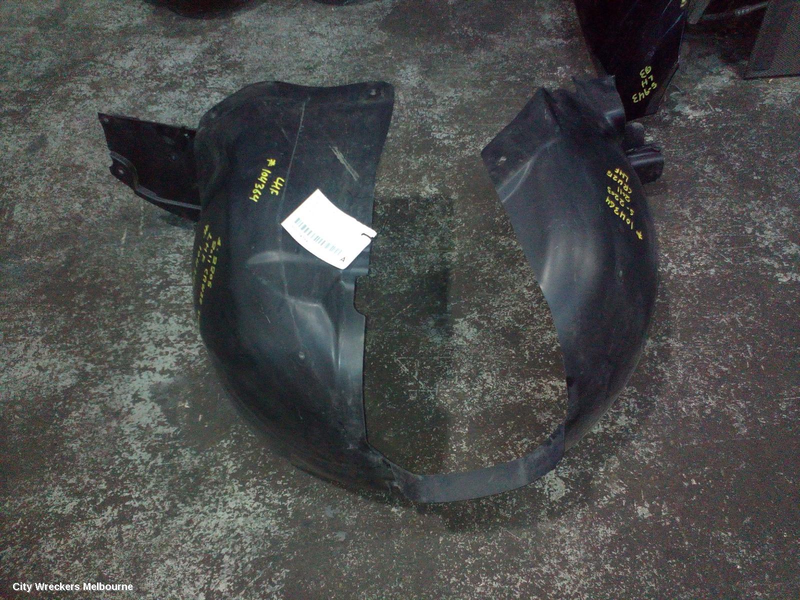 HOLDEN CRUZE LEFT GUARD LINER, FRONT, JH, SEDAN/HATCH, 03/2011 - 01/2017 - Image 1