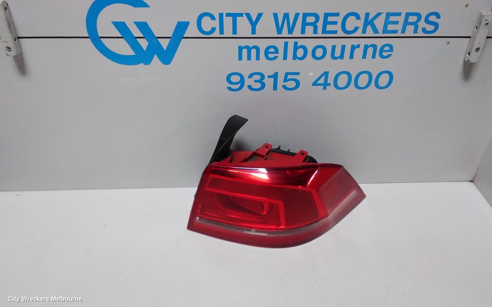 VOLKSWAGEN PASSAT RIGHT TAILLIGHT, 3C/MK6 B7, SEDAN, NON LED TYPE, 09/2010 - 05/2015 - Image 1