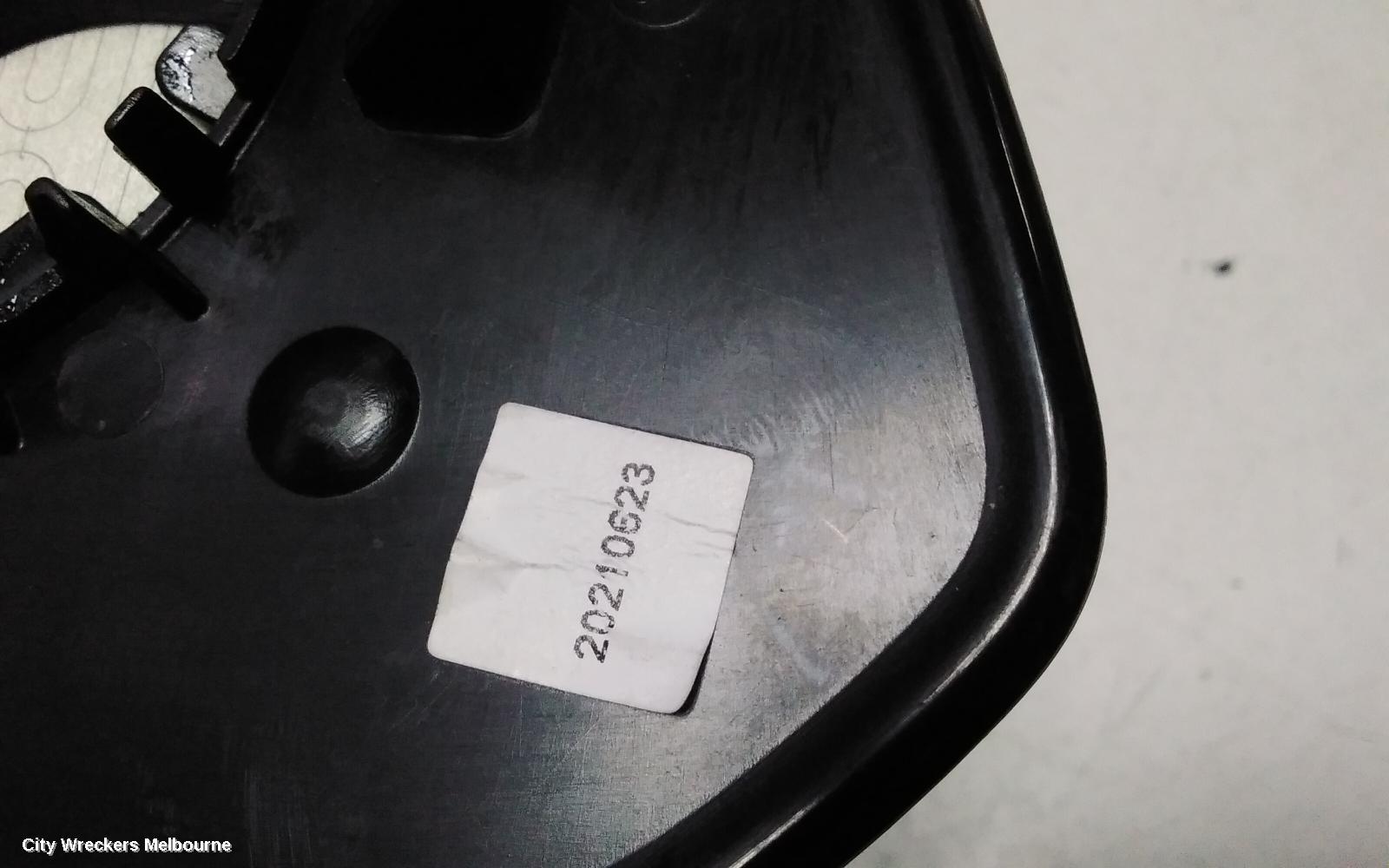 LDV G10 LEFT DOOR MIRROR, SV7A, W/ MANUAL FOLD, NON CAMERA TYPE, COLOUR CODED, WAGON, 04/2015 - 08/2022 - Image 3