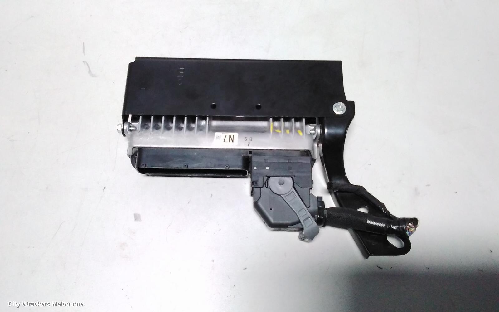 TOYOTA HIACE ECU, ENGINE ECU, 2.7, 2TR-FE, PETROL, AUTO T/M, 89661-26N70, ECU ONLY, TRH, 03/2005 - 04/2019 - Image 3