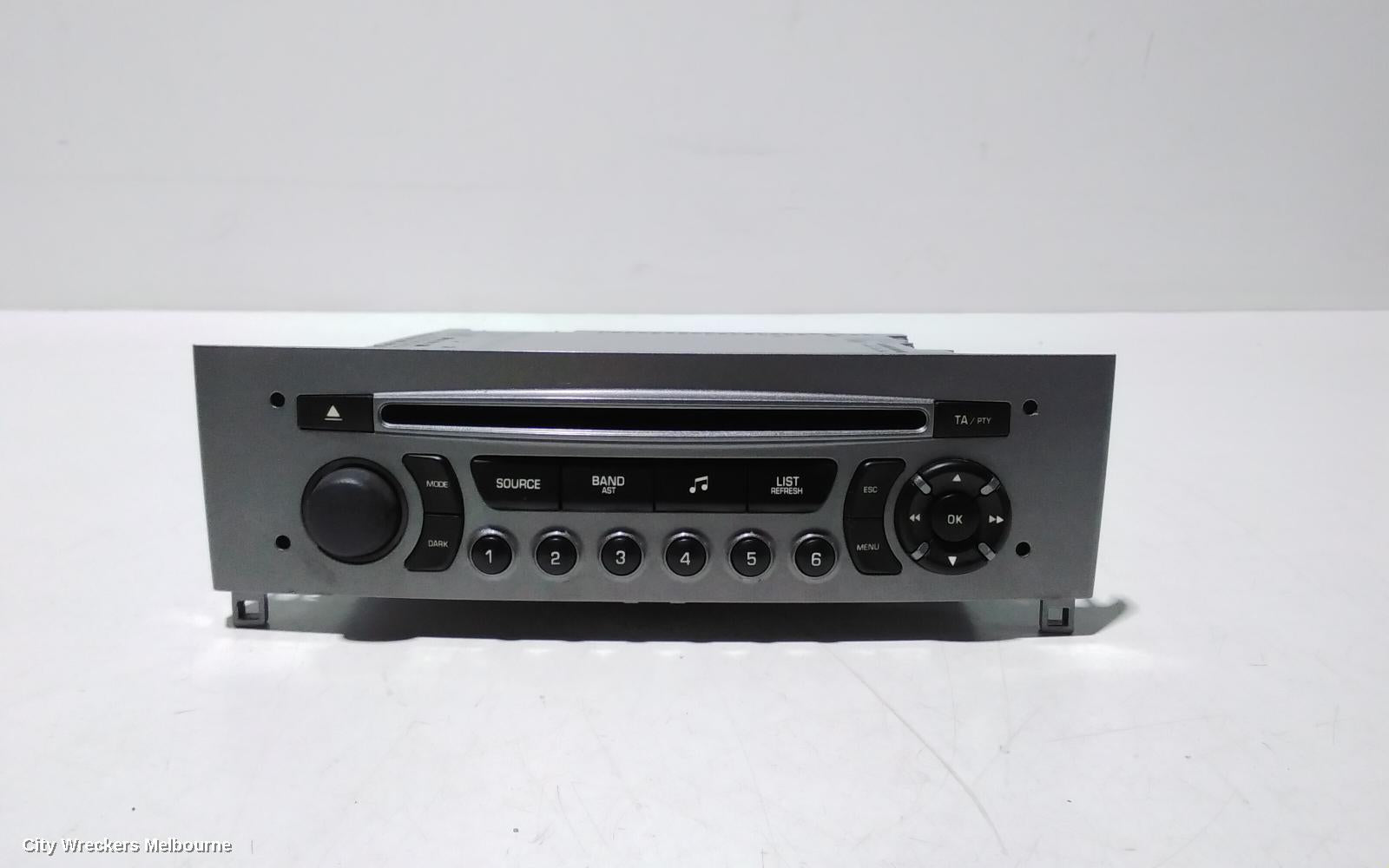 PEUGEOT 308 RADIO/CD/DVD/SAT/TV, 5 DISC CD STACKER, T7, 09/2007 - 09/2014 - Image 1