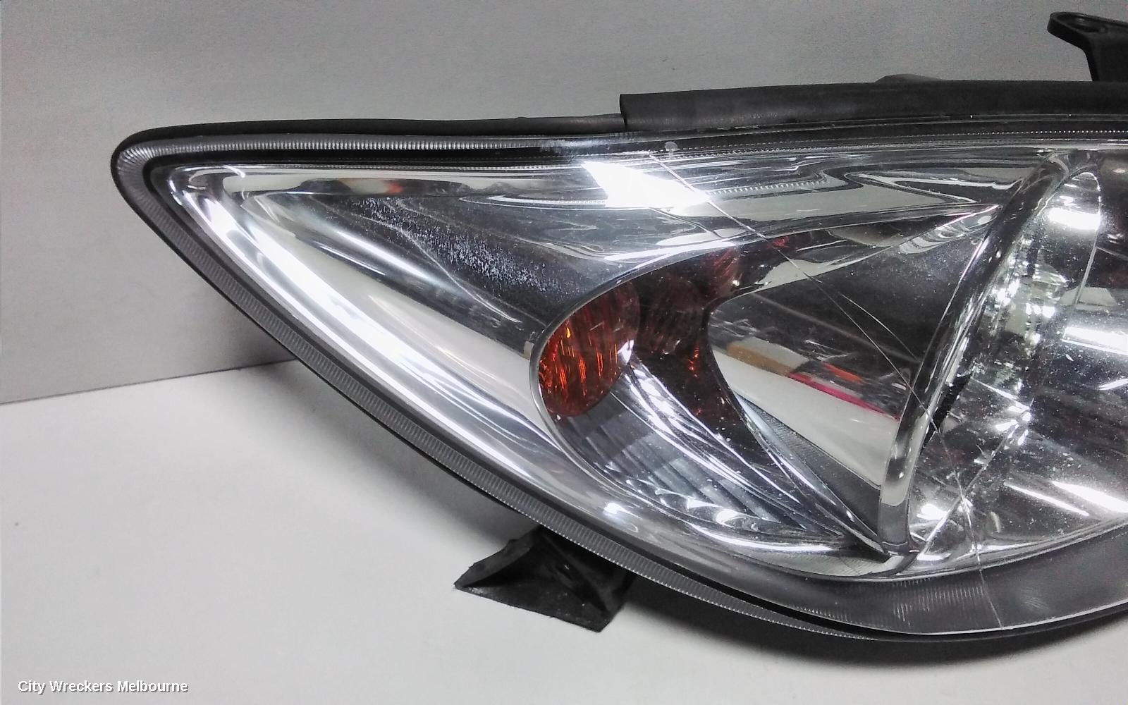 TOYOTA CAMRY RIGHT HEADLAMP, SK36, ALTISE/ATEVA/AZURA, CHROME INSERT TYPE, 08/2002 - 09/2004 - Image 3