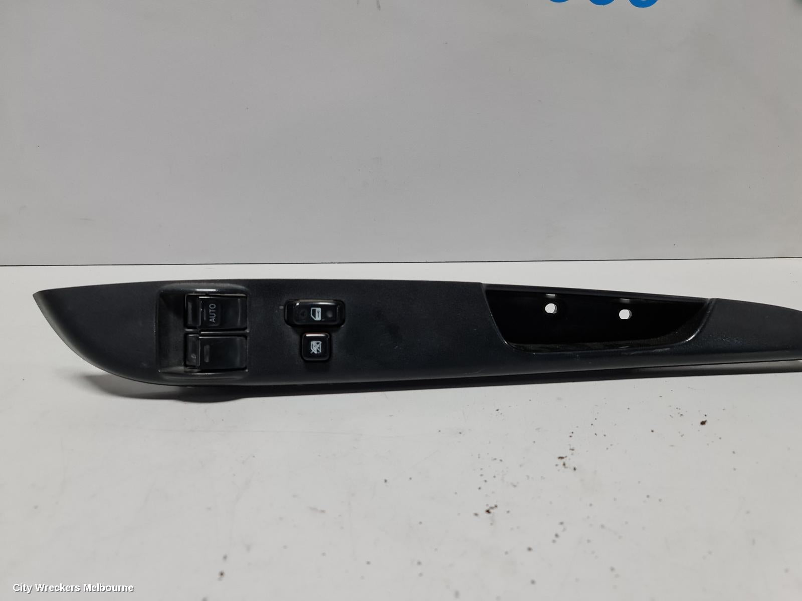 TOYOTA HIACE PWR DR WIND SWITCH, RH FRONT (MASTER SWITCH), TRH/KDH, 03/2014 - 04/2019 - Image 3