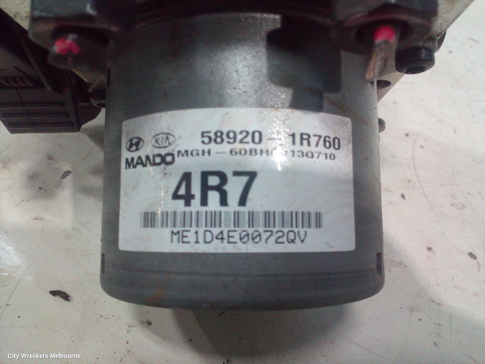 HYUNDAI ACCENT ABS PUMP/MODULATOR, RB, P/N 589201R760, 03/2013 - 12/2019 - Image 3